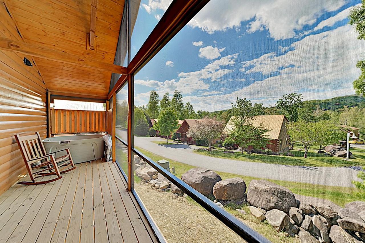 White Oak Resort Southern Comfort Гетлинбург Екстериор снимка