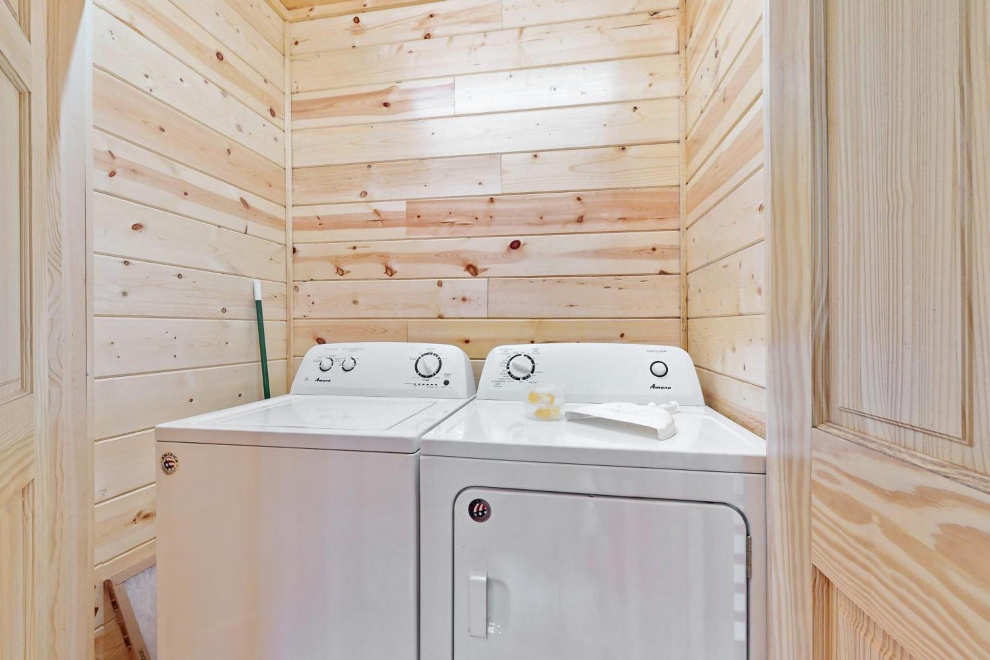 White Oak Resort Southern Comfort Гетлинбург Екстериор снимка